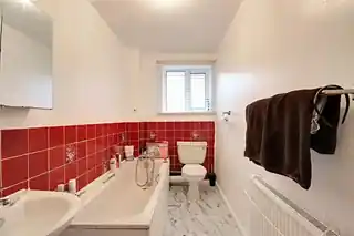 91 Burncroft Avenue, photo 4