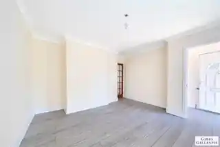 91 Courtenay Avenue, photo 2
