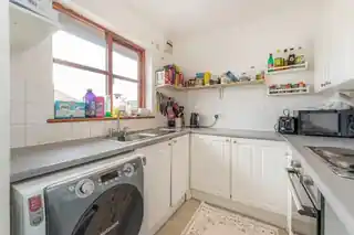 91 Hickory Close, photo 3
