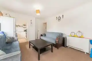 91 Hickory Close, photo 2