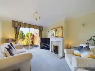 91 Littleheath Road, photo 3