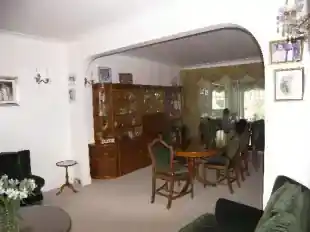 91 Stoneleigh Road, photo 3