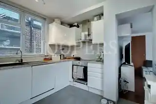 91 Vincent Gardens, photo 4