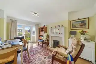 92 Clitheroe Avenue, photo 4