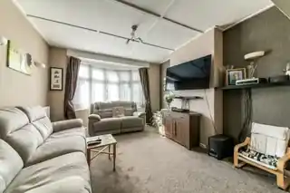 92 Edgehill Road, photo 2