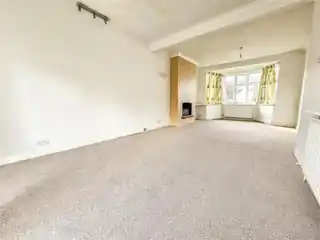 92 Glenwood Drive, photo 4