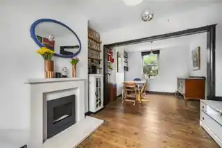 92 North Countess Road, photo 3