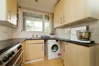92 Tolsford Road, photo 4