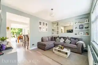 93 Ellington Road, photo 2