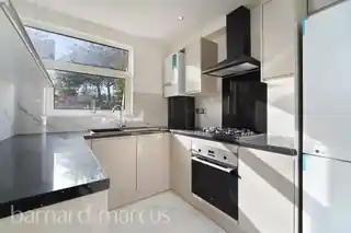 93 Elmbridge Avenue, photo 3
