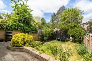93 Greenham Road, photo 4