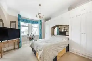 93 Thornbury Road, photo 4