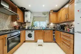 93 Waterside Close, photo 4