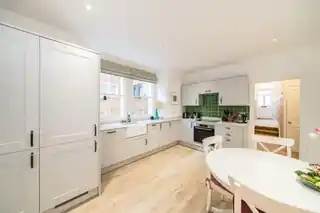 94 Gilbey Road, photo 3