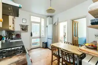 94 Herne Hill Road, photo 3