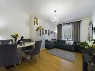 94 Lichfield Road, photo 2