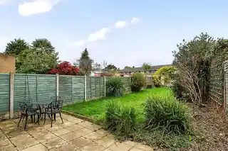 94 Russell Road, photo 2