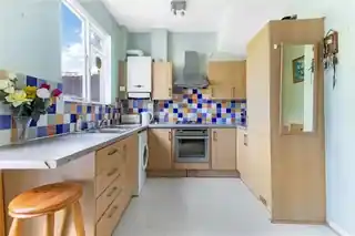 94 Warwick Road, photo 3