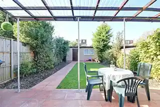 94 Westmoor Road, photo 2