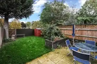 94B Lollard Street, photo 3