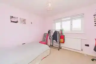 95 Olympic Way, photo 4