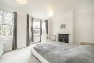 96 Adelaide Road, photo 3