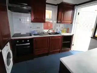 96 Berkeley Drive, photo 4