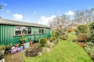 96 Canberra Road, photo 3