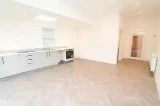 96 Taylor Road, photo 2