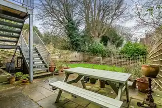 96A Westwood Hill, photo 3