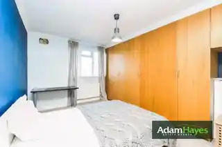 97 Beaufort Park, photo 4