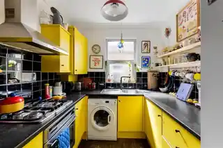 97 Clementina Road, photo 3