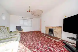 97 Laurel Way, photo 3