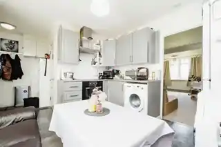 97 Osborne Square, photo 3
