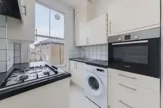 98 Aberdeen Park, photo 3