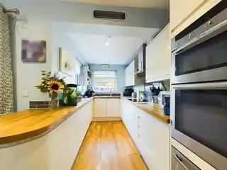98 Bempton Drive, photo 3