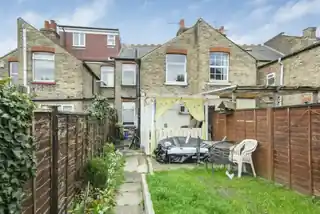98 Cowley Mill Road, photo 3