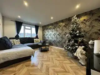 98 Fyfield Road, photo 3