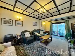 98 Haynes Road, photo 4