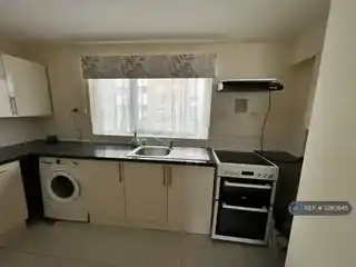 98 Mintern Close, photo 4