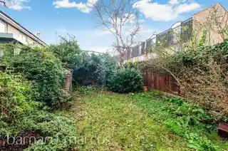 98 Newent Close, photo 2