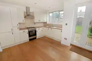 98 Oakdale Road, photo 3