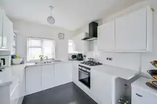 98 Windsor Road, photo 4