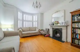 99 Hadley Road, photo 4