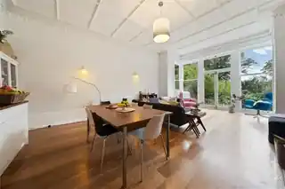 99 Hornsey Lane, photo 2