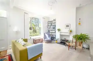 99 Sussex Way, photo 2
