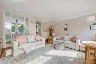 99 Tarnwood Park, photo 2