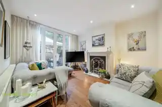 99 Valley Road, photo 2