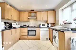 9A Manor Road, photo 4