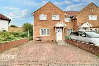9A Manor Road, photo 2